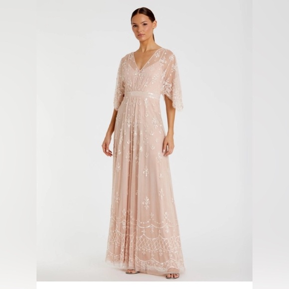 Mac Duggal Dresses & Skirts - MAC DUGGAL Blush Pink V Neck Flounce Sleeve Embellished Mesh Gown Sz 18 NWT 9144